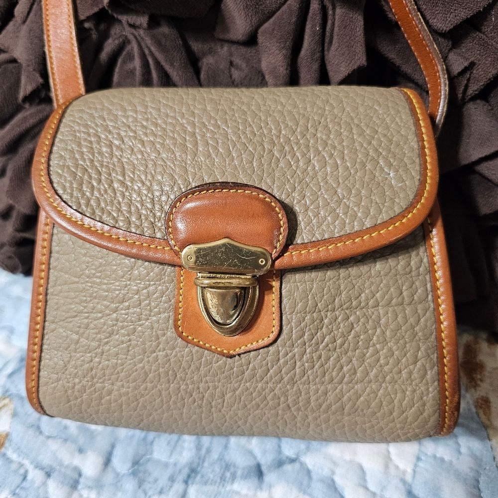 RARE Vintage Dooney and Bourke AWL 90s Mini  Crossbody